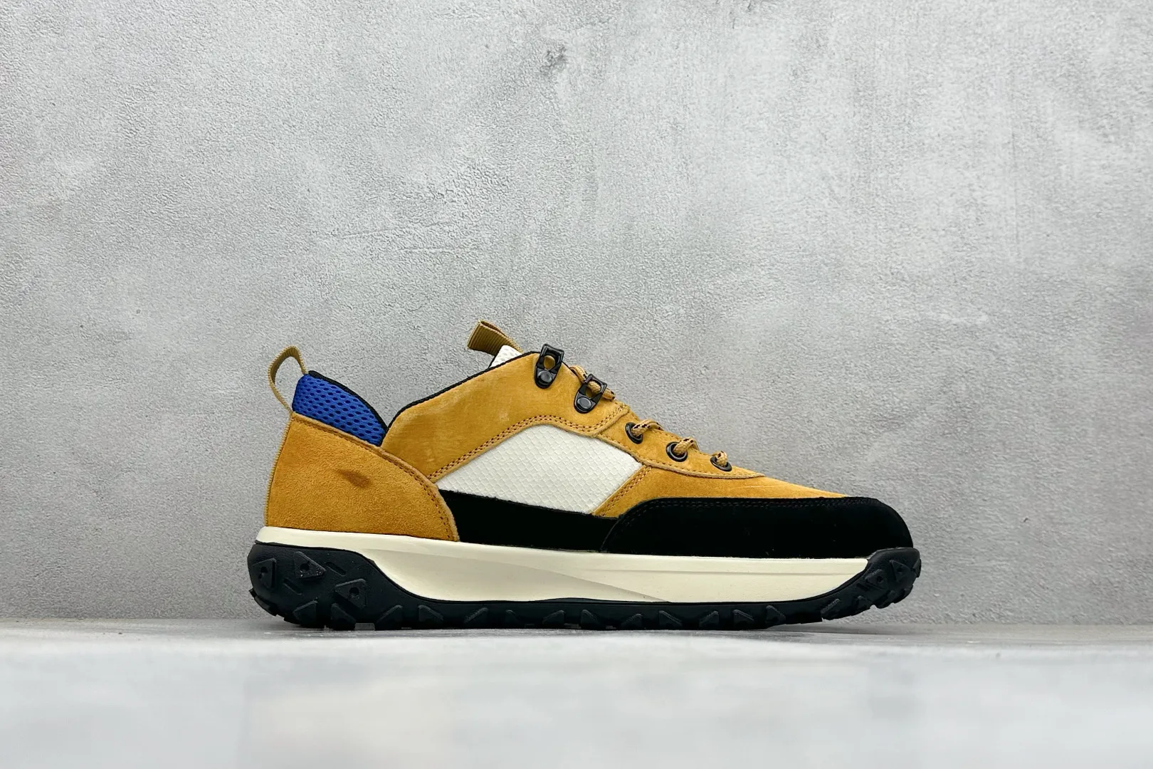 🐲💰 480 support store Timberland/Timberland outdoor low-top casual shoes series Guangdong factory quality original box original packaging 25ss new fashion trend matching The fabric is made of Italian 🇮🇹 top matte fine-grained cowhide with anti-odor and anti-corrosion genuine leather latex insoles to give you a perfect wearing experience. High-quality and durable, a must-have for sportsmen, specializes in not looking handsome, high-quality and first-class foot feel Item number: A42EW997 Size: 39 40 41 42 43 44